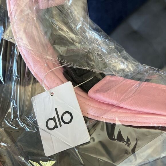 ALO Yoga Pink Airlift Solar Visor - Picture 9 of 9